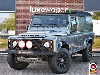 Land Rover Defender 110 2.2 TD4 Hard Top 1e eig. NL-auto Black-pack