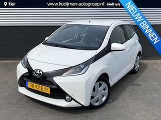 Toyota Aygo 1.0 VVT-i x-play | Airconditioning |  Achteruitrij camera | Bluetooth telefoonvoorbereiding | Centrale deurvergrendeling met afstandsbediening |