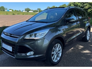 Ford Kuga 1.5 Titanium 2016 150PK NAVI PANO CLIMA NAVI CRUISE TREKHAAK