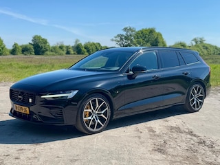 Volvo V60 T8 AWD Polestar Engineered | Harman Kardon | Stoel & stuurwielverwarming | Adaptieve cruise control incl. BLIS | Keyless entry | DAB+ | Apple Carplay |