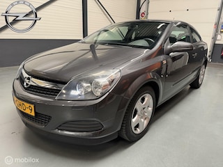 Opel Astra GTC 1.6 115PK Business Airco|PDC|NL-Auto!