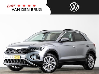 Volkswagen T-Roc 1.5 TSI Life Business | LED | Navigatie Via Smartphone | Trekhaak | Achteruitrijcamera | Stoelverwarming |