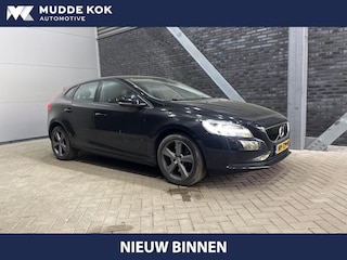 Volvo V40 1.5 T3 Nordic+ | Automaat | Stoelverwarming | Standkachel | Navigatie | 17 Inch