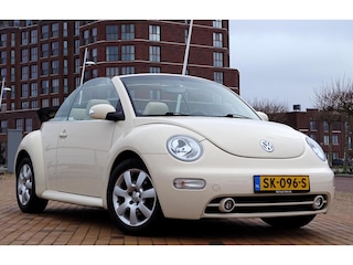 Volkswagen Beetle New Cabriolet 2.0 Automaat Highline 90DKM! Leer