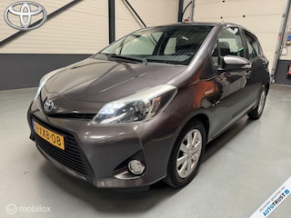 Toyota Yaris 1.5 Full Hybrid Navi|Keyless|Trekhaak