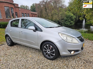 Opel Corsa 1.2-16V Essentia 5-deurs AIRCO/cruise