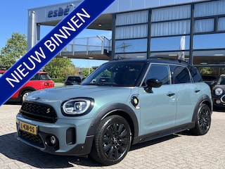 Mini Countryman Cooper S E ALL4 Panodak Leer Elek. Sportstoelen ACC Camera Stoelverwarming Carplay Led Clima Stoelverwarming NL Auto 1e Eigenaar Plug In Hybride