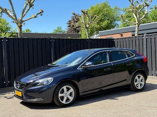 Volvo V40 2.0 D2 Business NAVI CRUISE ECC