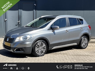Suzuki S-Cross SX4 1.6 Exclusive Automaat / Afneembare Trekhaak (Trekgewicht 1.200kg) / Dealer Onderhouden / Stoelverwarming voor / Achteruitrijcamera / Cruise- en Climate Control / Keyless Entry & Start / Bluetooth / Radio