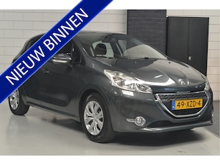 Peugeot 208 1.2 VTi Active // NAVI // AIRCO // CRUISE // TREKHAAK // 133.000 km //