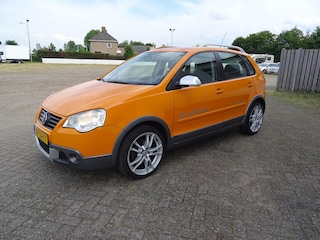 Volkswagen Polo CROSS 1.4-16V FUN