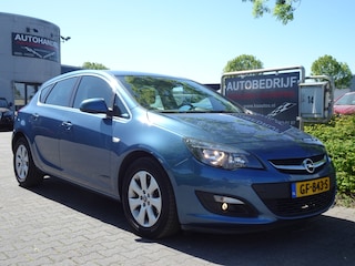 Opel Astra 1.4 Turbo Edition