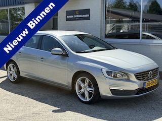 Volvo V60 1.5 T2 | 1e EIGENAAR | TREKHAAK | NL AUTO | XENON | STOELVERWARMING | DEAL. ONDH