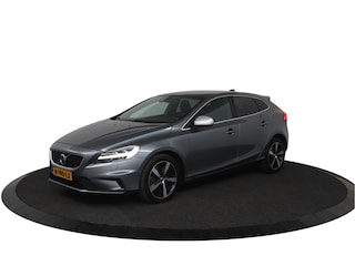 Volvo V40 T3 Polar+ Sport | Stoelverwarming | Harman Kardon | Panoramadak | Getint Glas | Parkeercamera | Keyless |