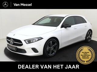 Mercedes-Benz A-klasse 180 / Luxury/ Night/ Sfeerverlichting