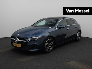 Mercedes-Benz A-klasse 180 Business Solution Luxury | PANORAMADAK | ACHTERUITRIJCAMERA | SFEERVERLICHTING | STOELVERWARMING | PARKEERSENSOREN | CLIMATE CONTROL | CRUISE CONTROL |