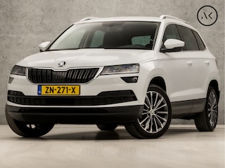 Skoda Karoq 1.0 TSI Sport Deluxe Automaat (APPLE CARPLAY, GROOT NAVI, CAMERA, LEDER/ALCANTARA, STOELVERWARMING, SPORTSTOELEN, ADAPTIVE CRUISE, GETINT GLAS, PARKEERSENSOREN, LED KOPLAMPEN, NIEUWE APK, NIEUWSTAAT)