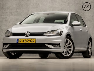 Volkswagen Golf 1.5 TSI Sportline 150Pk Automaat (APPLE CARPLAY, GROOT NAVI, KEYLESS, ADAPTIVE CRUISE, SPORTSTOELEN, CAMERA, DAB+, PARKEERSENSOREN, NIEUWSTAAT)