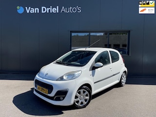 Peugeot 107 1.0 Active / Airco / Radio!