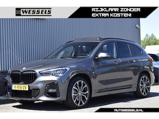 BMW X1 xDrive25e eDrive Edition Panorama, Trekhaak, Head up, Stoelverwarming, Camera