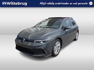 Volkswagen Golf 1.4 eHybrid GTE / AUTOMAAT/ PANO/ 245 PK/ PARK. SENSOREN/ IQ. LIGHT/ DODE HOEK/ KEYLESS/ STOEL-STUURVERWARM./ ADAPT. CRUISE/ APP-CONNECT/ NAVI/ CLIMA/ DAB/ 18" LMV