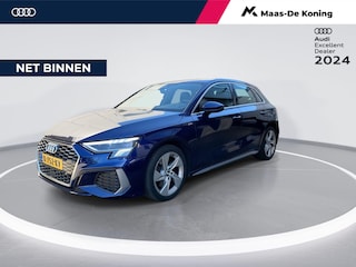 Audi A3 Sportback 35 Tfsi 150pk S-tronic S edition · Apple/Android Car Play · Navigatie · P-Sensoren · Cruise Control · Sportstuur · 17'' Inch ·