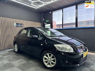 Toyota Auris 1.6-16V Sol Airco Cruise Pdc Trekhaak Zeer nette auto!!!