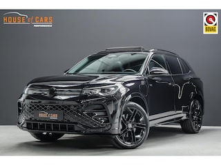 Volkswagen Tiguan 1.5 eHybrid R-Line Edition |incl.BTW|trekhaak wegdraaibaar|massage|360 camera|panoramadak|ACC|stuurwielverwarming|side assist|lane assist|
