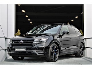 Volkswagen Touareg 3.0 TSi eHybrid R 462pk 4MOTION Pano 22-inch Trekhaak Dynaudio Head-up 360-camera Nachtzicht