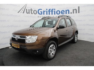 Dacia Duster 1.6 Lauréate 2wd nette SUV met trekhaak