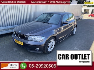 BMW 118i AUTOMAAT, 168Dkm, 5-Drs, Clima, CC, PDC v/a, LM, nw. APK – Inruil Mogelijk –