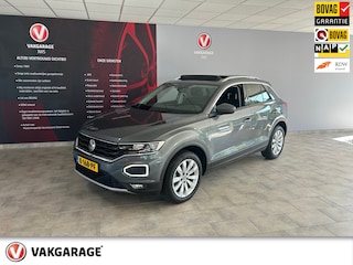 Volkswagen T-Roc 1.5 TSI Style Business incl. afl. beurt en garantie.