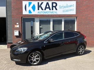 Volvo V40 2.0 D2 Kinetic - 17" LMV - Lederen Bekleding
