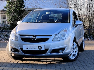 Opel Corsa 1.2-16V Enjoy | Automaat | Navi | PDC | 3Drs