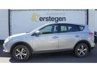 Toyota RAV4 2.0 VVT-i AWD Dyn.