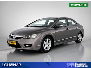 Honda Civic 1.3 Hybrid Elegance | Stoelverwarming | Sunroof | Leder | PDC achter | Navigatie |
