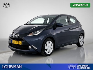 Toyota Aygo 1.0 VVT-i x-play | 1e Eigenaar | Dealer Onderhouden | Navigatie | Camera | Airco |