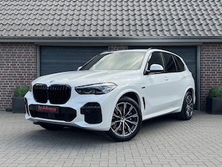 BMW X5 45e XDrive High Exe M Sport 394 pk Black Trekhaak Luchtvering