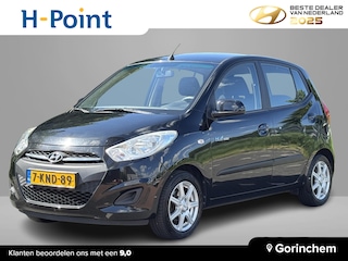 Hyundai i10 1.0 i-Drive Cool | Lichtmetale velgen 14'' Elektrische ramen voor | Trekhaak met afneembare kogel | All season banden | USB aansluiting | Airco | Dakspoiler | Stootstrips | Uitlaatsierstuk |