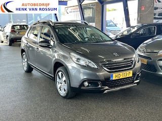 Peugeot 2008 1.2 PureTech Style Trekhaak | PDC | NAP | Dealer onderhouden.