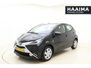 Toyota Aygo 1.0 VVT-i x-play | Achteruitrijcamera | Groot scherm | Airconditioning | Apple Carplay/Android Auto