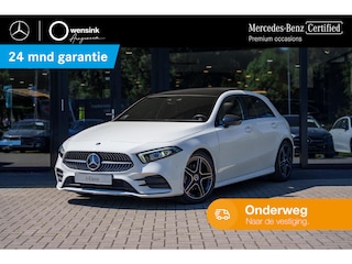 Mercedes-Benz A-klasse 180 AMG line | Night | Panorama-schuifdak | Apple Carplay | Achteruitrijcamera | Stoelverwarming | Dode hoek |