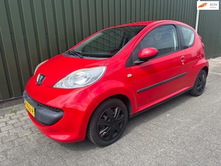 Peugeot 107 1.0-12V XR Nieuwe APK