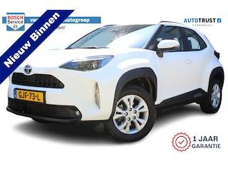 Toyota Yaris Cross 1.5 Hybrid Business | Incl. 12 maanden Garantie | Afneembare trekhaak | Adaptive cruise controle | Stoel & Stuur verwarming | Climate controle | Achteruitrijcamera | Apple CarPlay/Android Auto | Lane assist | DAB | Climate controle | 16 Inch LMV |