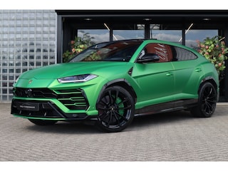 Lamborghini Urus 4.0 V8 | Wrap mat groen, Keramische remmen, 23 inch, Alcantara interieur, Bang&Olufsen, Panoramadak, Trekhaak