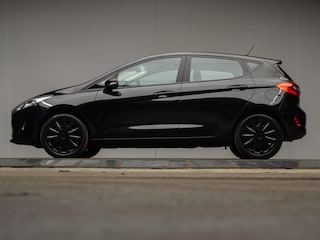 Ford Fiesta 1.0 EcoBoost Connected Sport (APPLECARPLAY,NAVI,PDC,LED,LANE ASSIST,ELEKTRISCH PAKKET,BLACKPACK,NIEUWE APK,NETTESTAAT)