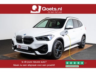 BMW X1 xDrive25e High Executive Sport Line - Leder - Comfort Access - Park Assistant - Adaptieve LED verlichting - Lendensteun - Stoelverwarming - M sportstuurwiel