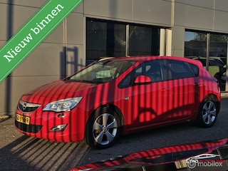 Opel Astra 1.4 Turbo Business Edition