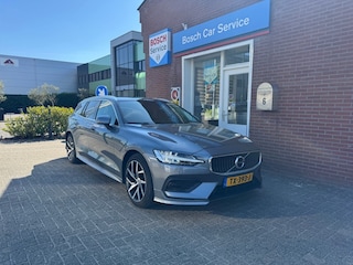 Volvo V60 2.0 T5 184kW Momentum