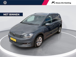 Volkswagen Touran 1.5 TSI Comfortline Business 7p · Navigatie · Parkeersensoren + camera · Stoelverwarming